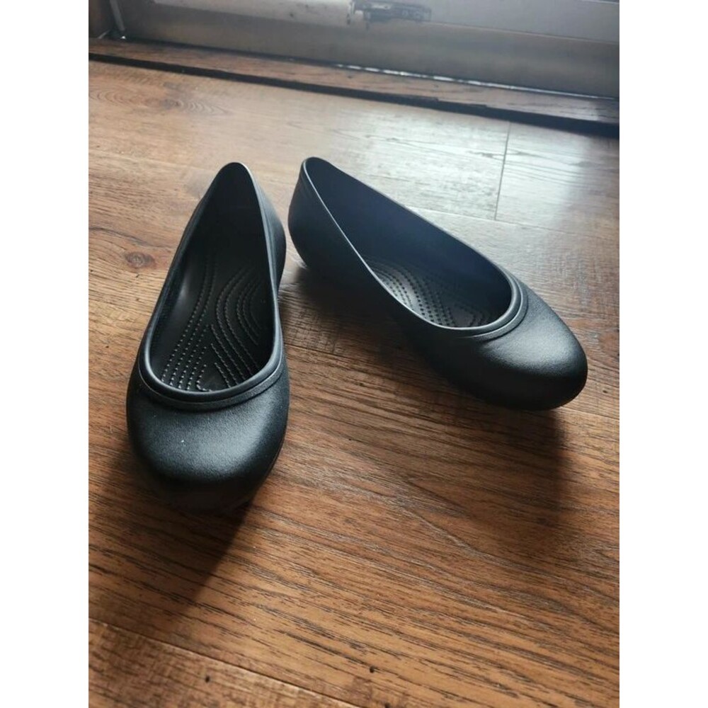 Crocs At Work Ballet Flats Women's Size 7 Black Slip On Comfort Work Shoes